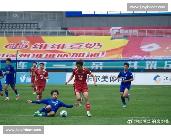 苏超战火重燃 常州球迷云端沸腾 苏超战火重燃 常州球迷云端沸腾